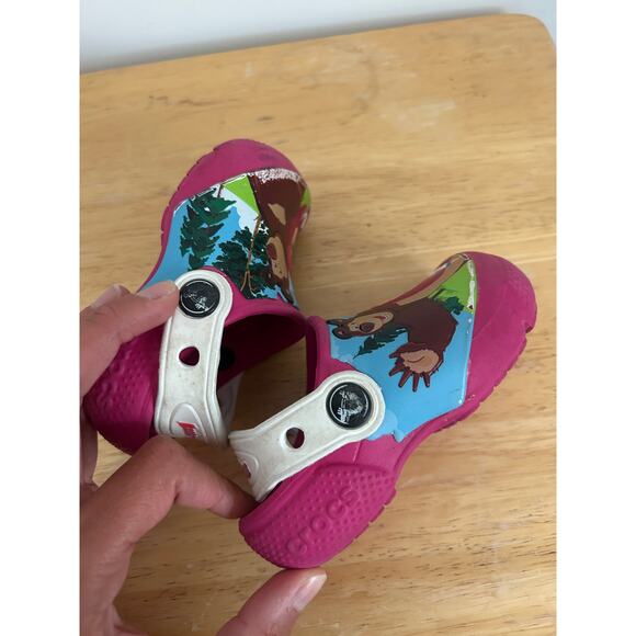 Masha and the Bear Crocs - Pink - Toddler size 6 - Picture 6 of 7